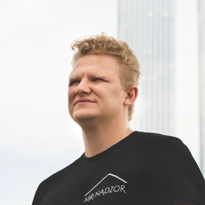 Артём, руководитель MR.NADZOR